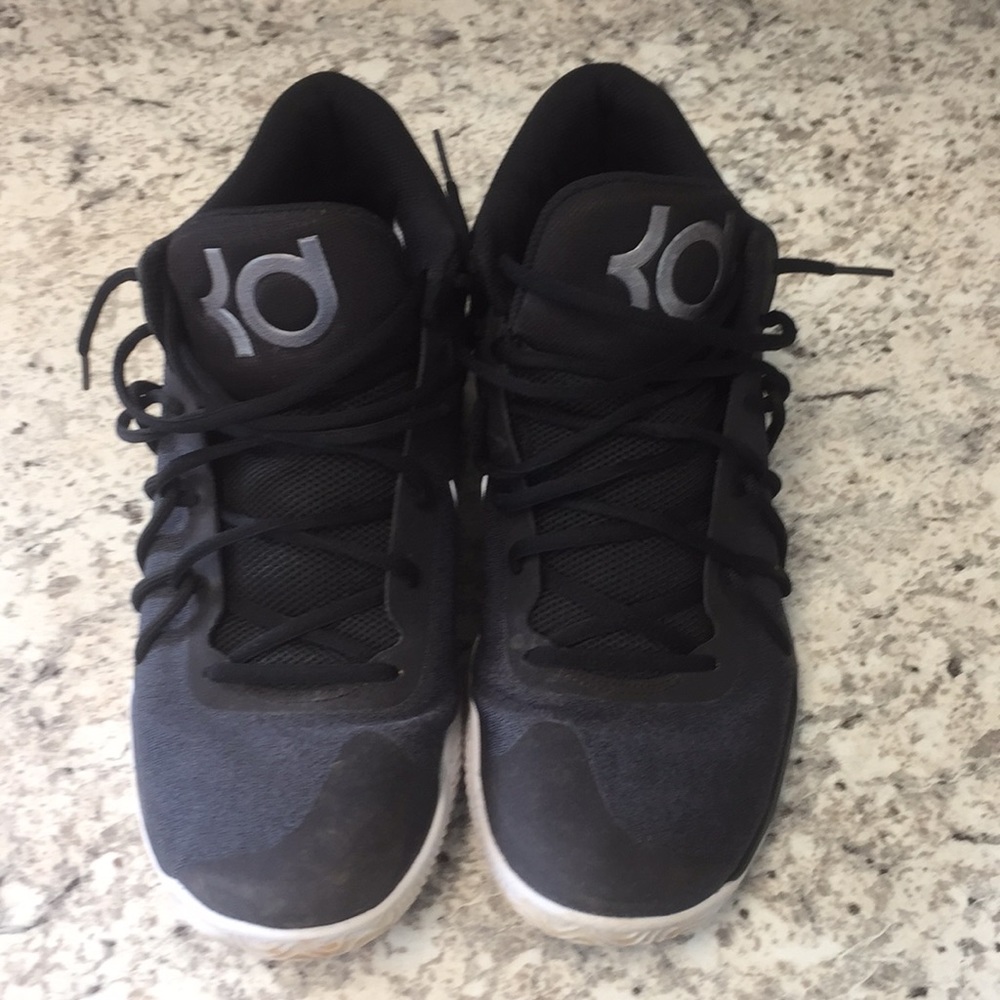 11.5 Nike KD Sneakers.